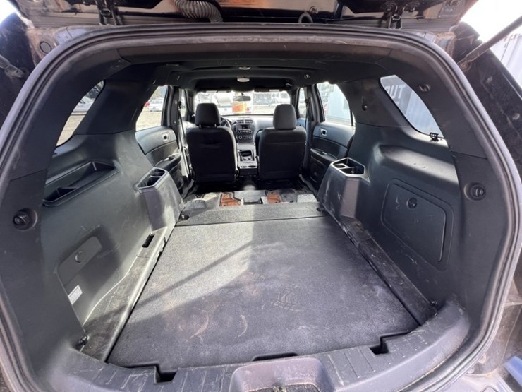 2018-ford-explorer-image-6