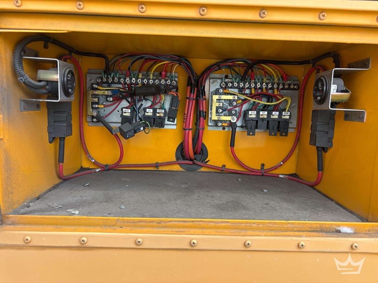 2011-ic-corporation-pb105-school-bus-image-24