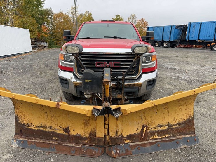gmc-sierra-2500hd-image-2