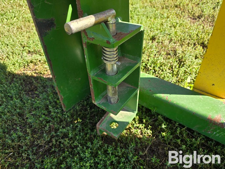 john-deere-740-image-9