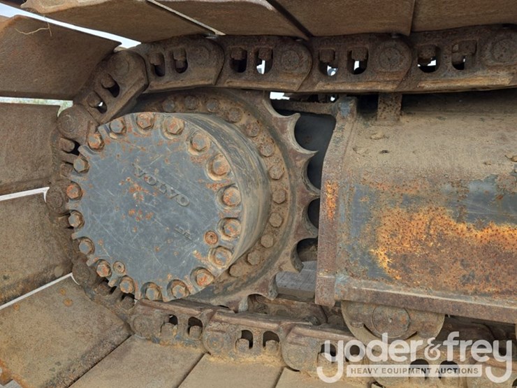 2016-volvo-ec350el-image-20