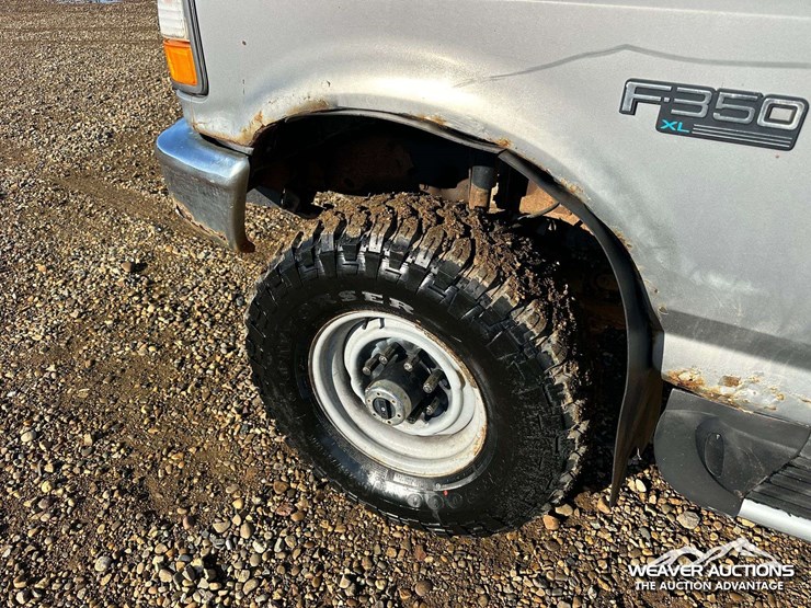 1995-ford-f350-image-32