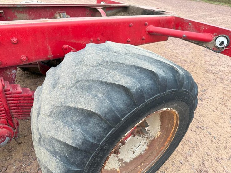 mack-dm690s-image-9