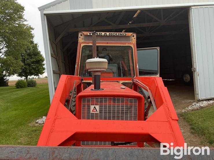 1969-allis-chalmers-180-tractor-w/-loader-image-13