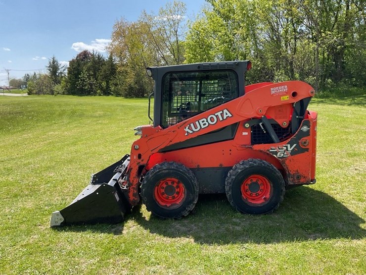 2016-kubota-ssv65-image-8