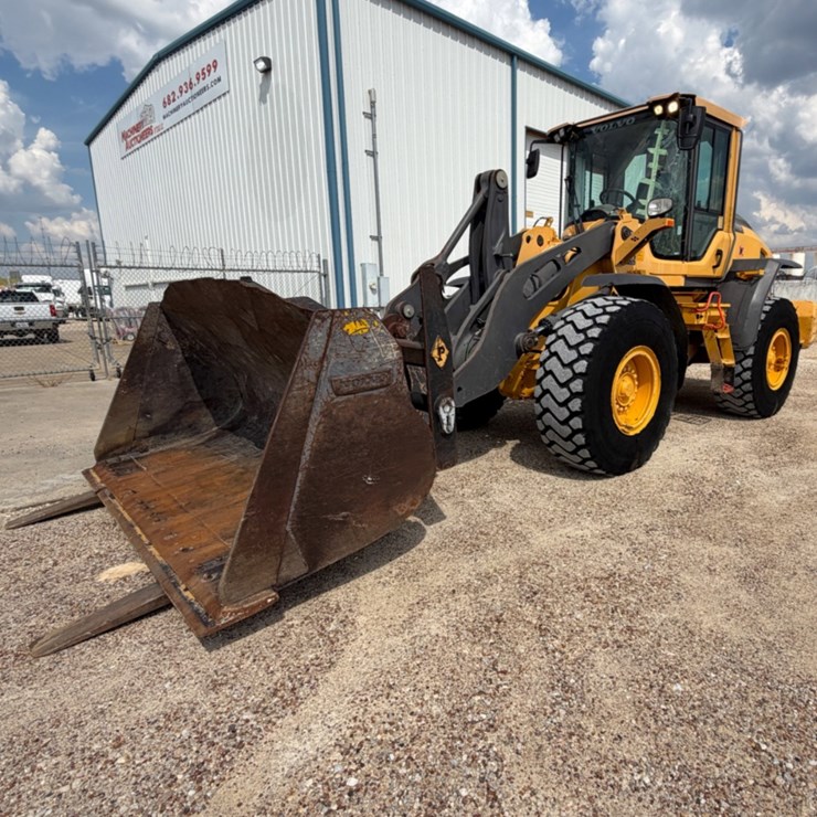 2019 VOLVO L90H