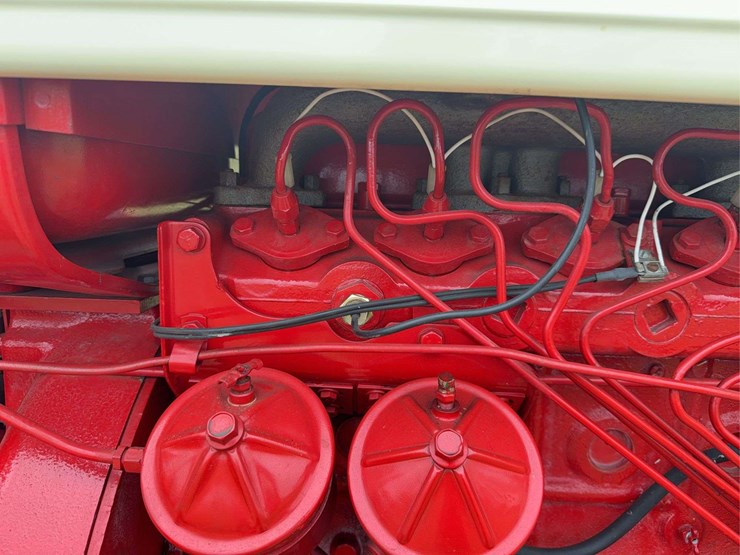 farmall-560-diesel-hi-clear-image-31