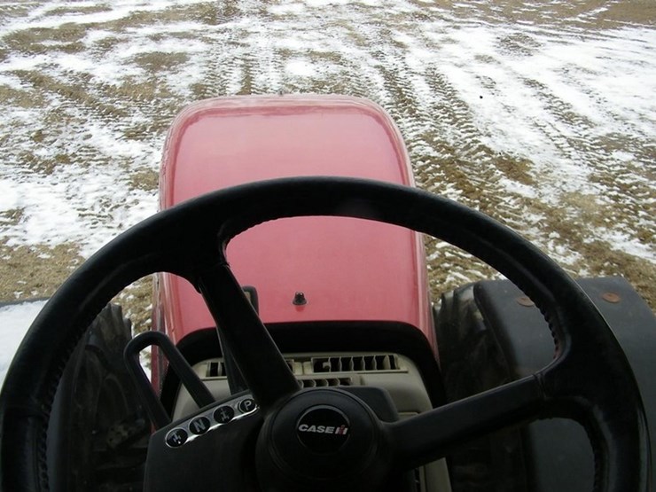 2010-case-ih-magnum-305-image-13