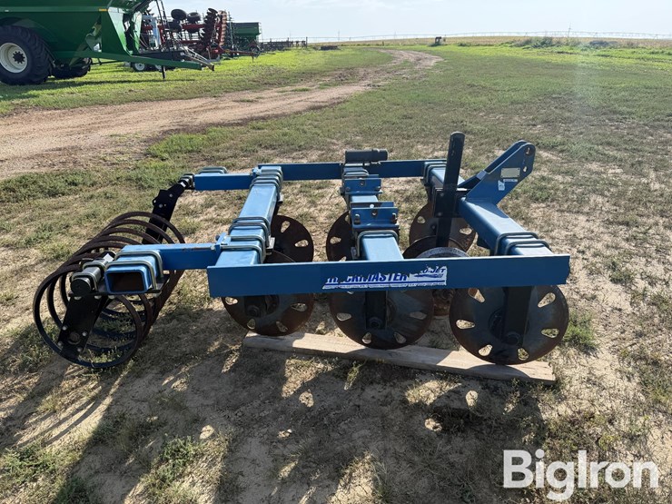 track-master-pivot-track-closer-image-4
