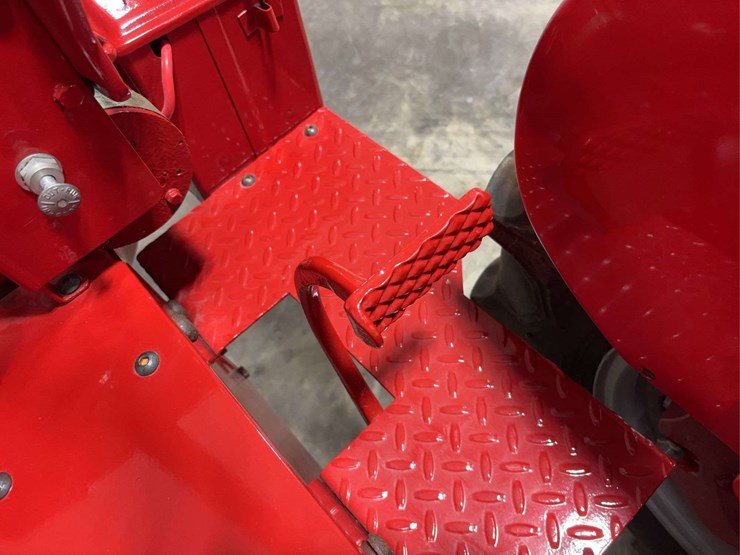 international-harvester-shop-mule-image-46