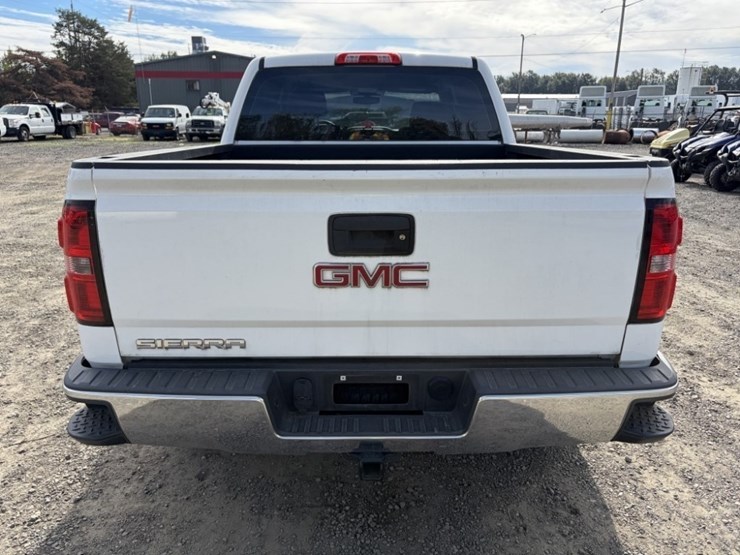 2014-gmc-sierra-1500-crew-cab-4x4-pickup-image-5