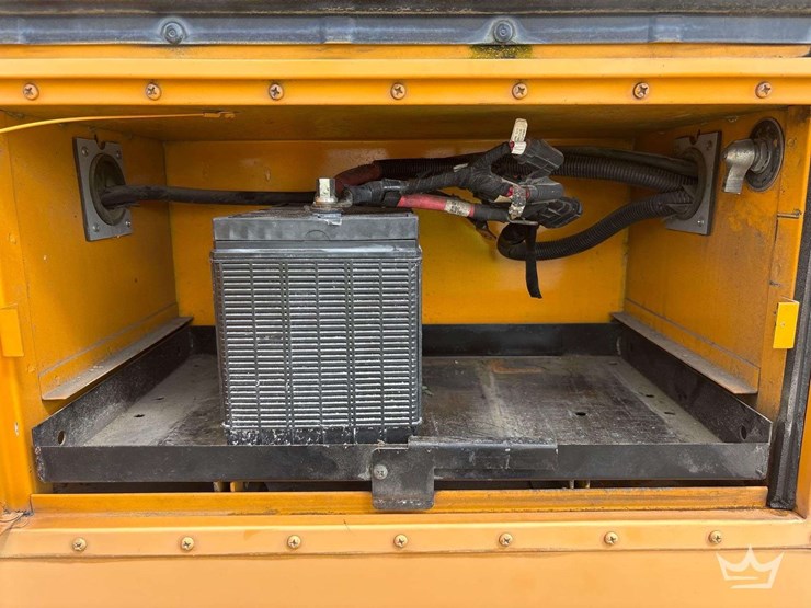 2011-ic-corporation-pb105-school-bus-image-27
