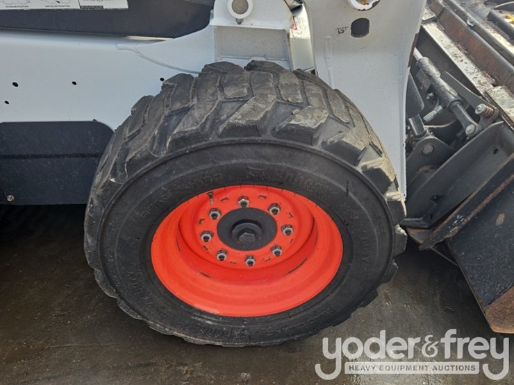 2017-bobcat-s590-image-11