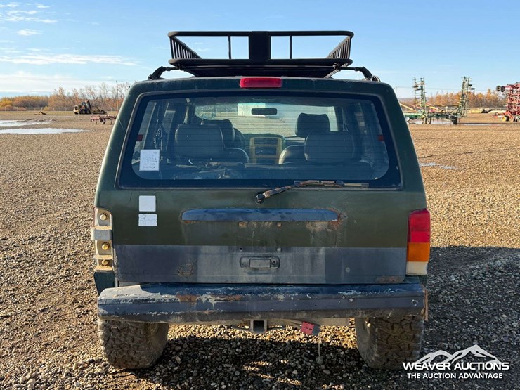 1999-jeep-cherokee-image-31