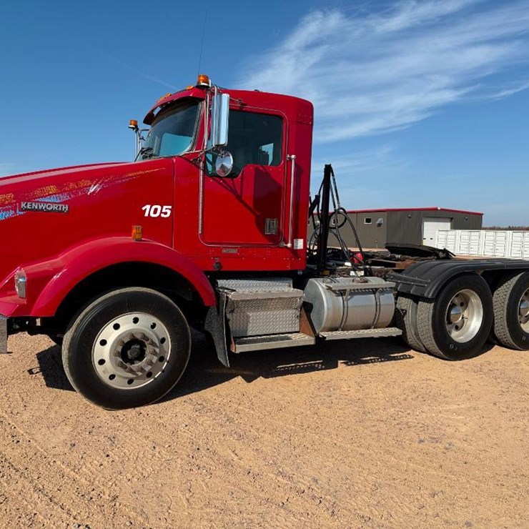 2000 KENWORTH T800
