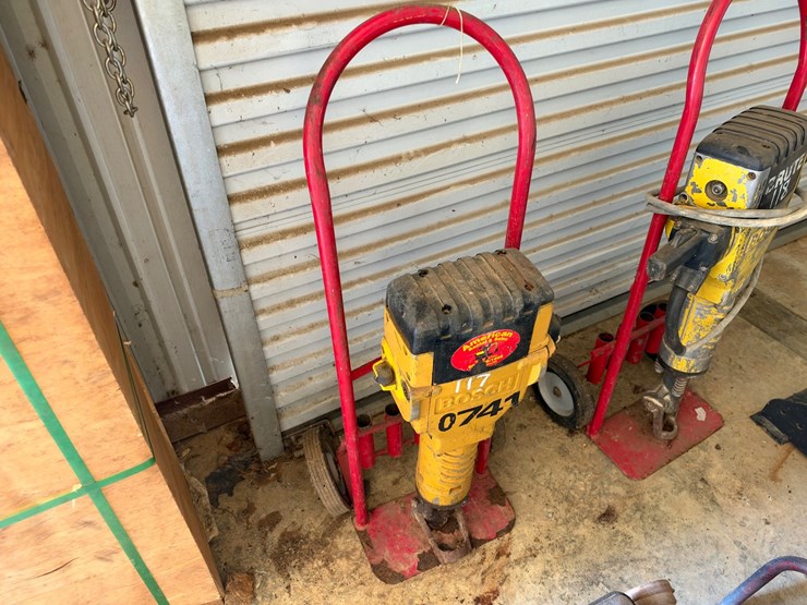 #117-•-bosch-electric-demolition-hammer-with-transport-cart-image-2