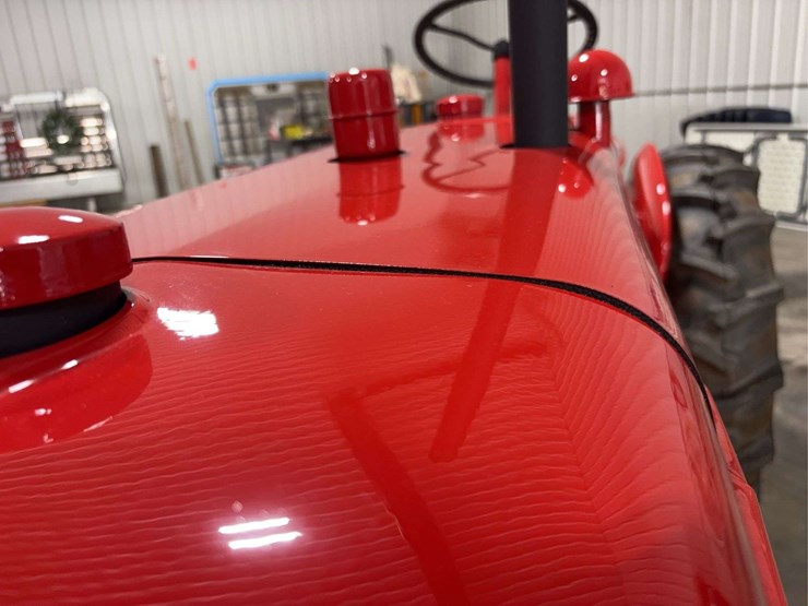 international-harvester-shop-mule-image-16