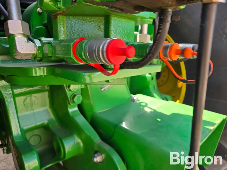 2018-john-deere-9370r-image-11