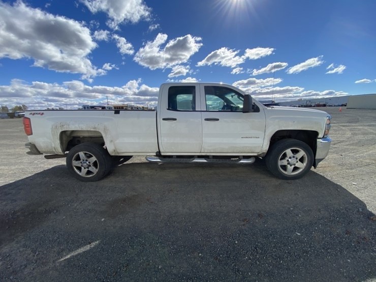 2016-chevrolet-silverado-2500-image-6