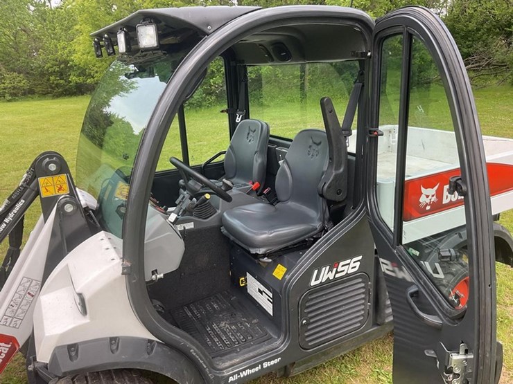 #1041-•-2022-bobcat-uw56-tool-cat-138036-image-21