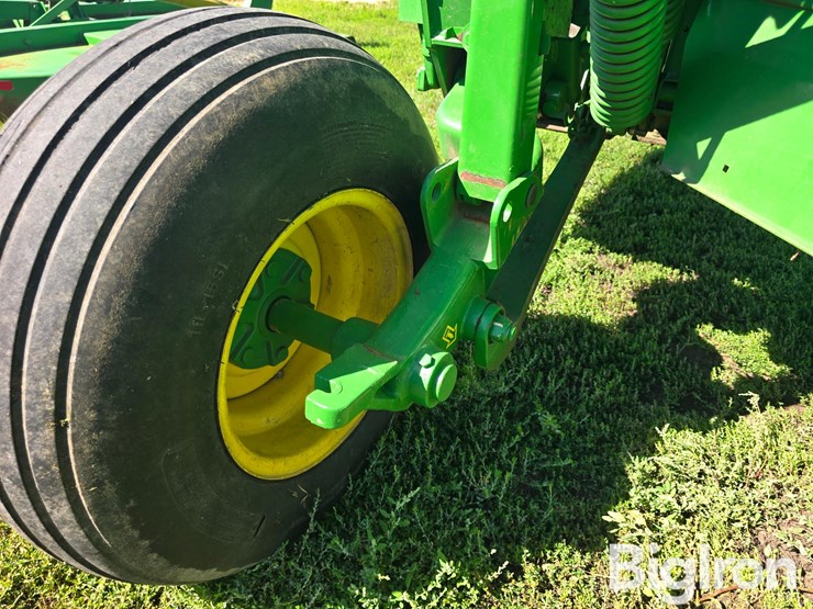 2014-john-deere-946-image-17