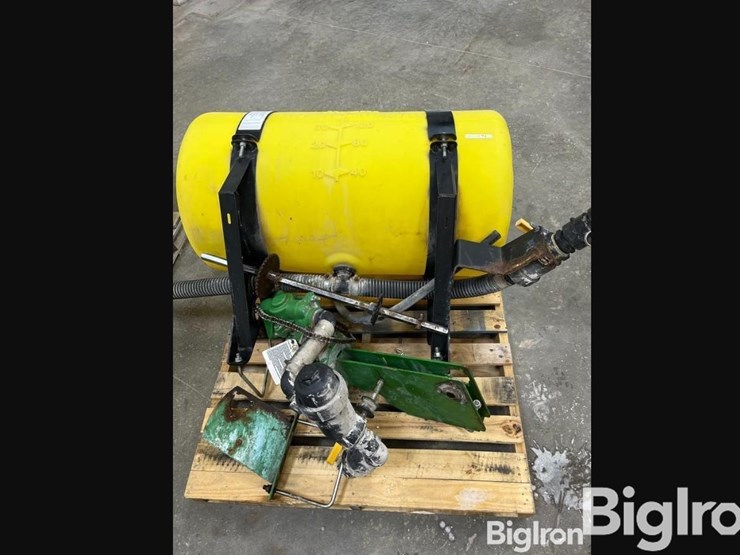 john-deere-7000-image-1