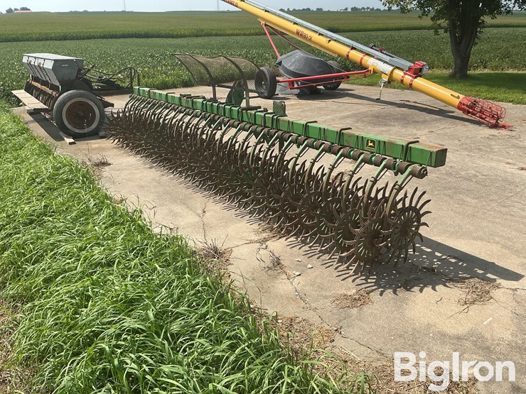 john-deere-400-image-5
