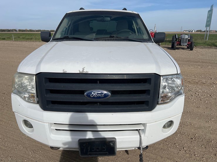 2009-ford-expedition-image-2