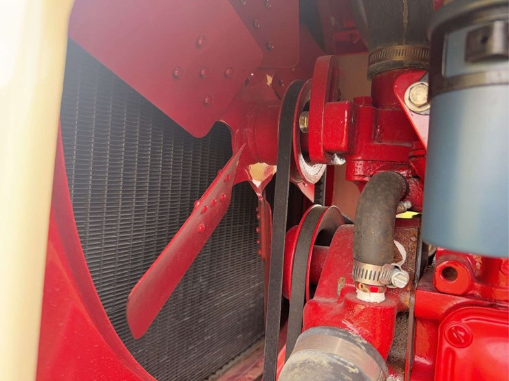 farmall-560-lp-hi-clear-image-23