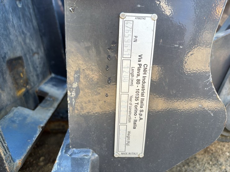case-321f-image-3