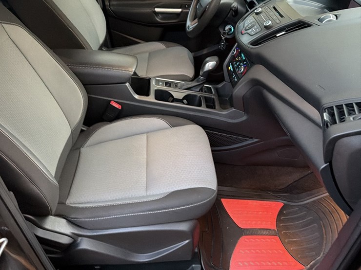 2018-ford-escape-image-28