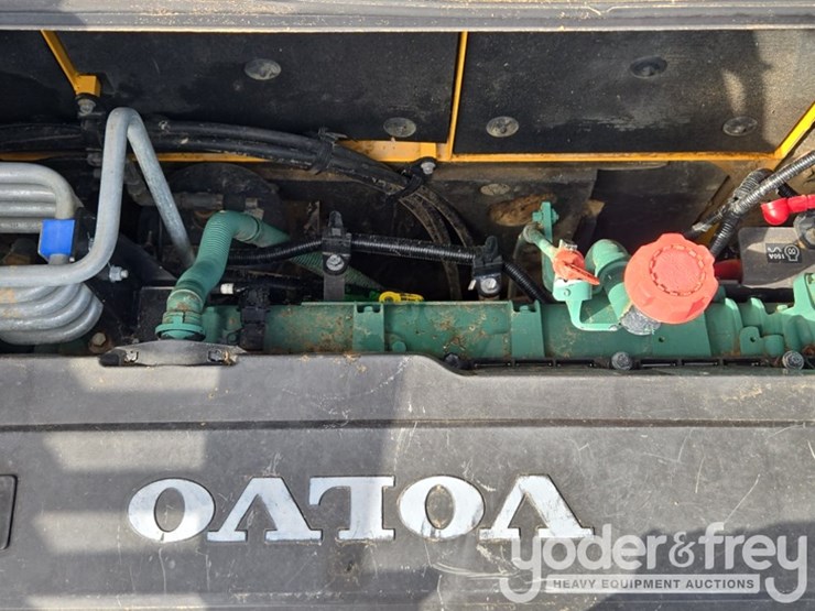 2016-volvo-ec350el-image-59