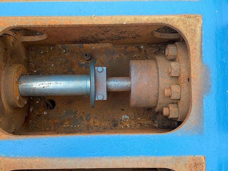 2007-caterpillar-d398b-image-14