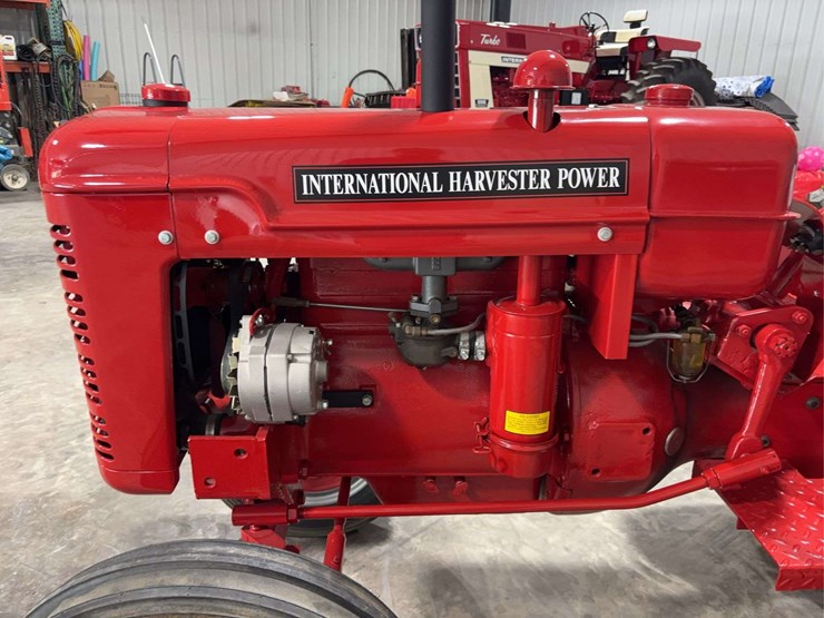 international-harvester-shop-mule-image-27