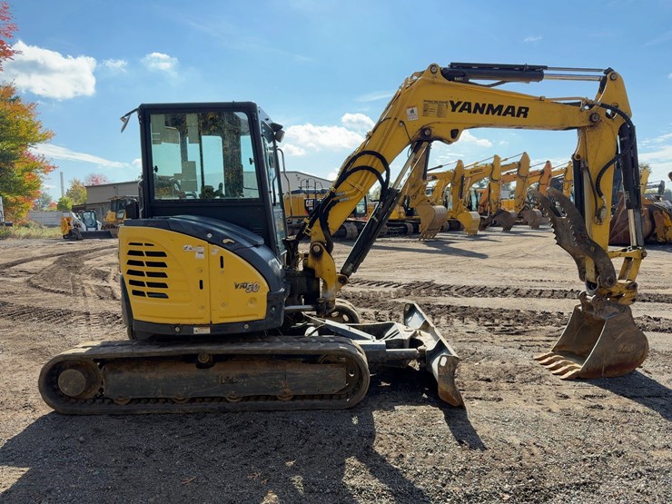 2019-yanmar-vio50-6a-image-6