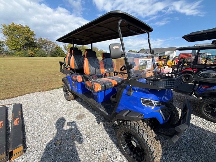 #655-•-future-6-seater-electric-off-road-golf-cart-image-2
