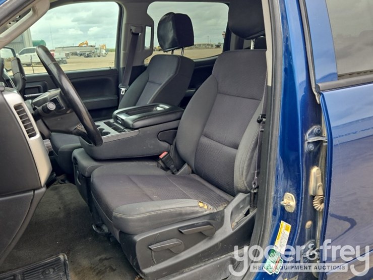 2015-chevrolet-silverado-1500-image-35