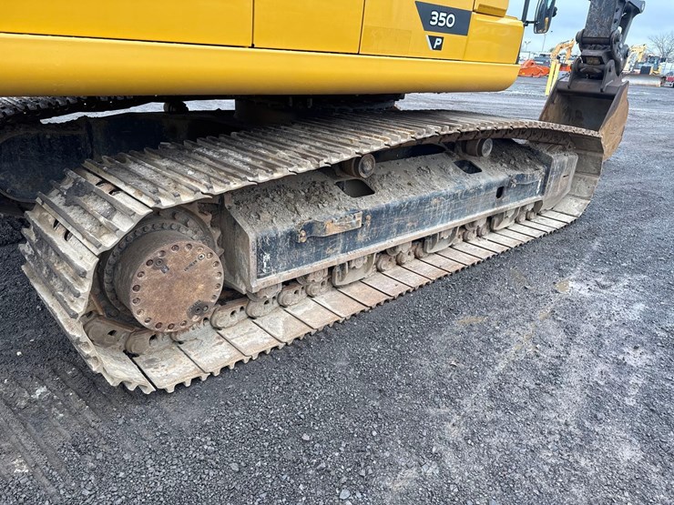 2023-john-deere-350-image-28