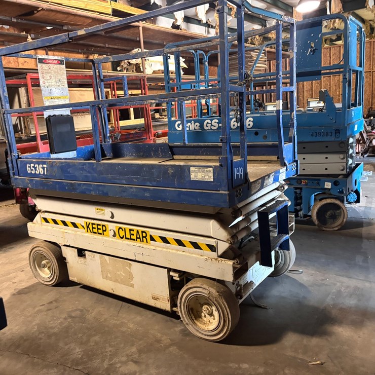#149 • Skyjack 4620 20 FT Electric Scissor Lift