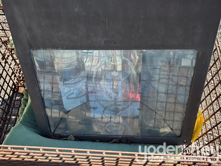 flood-light,-rab--out-door-image-2
