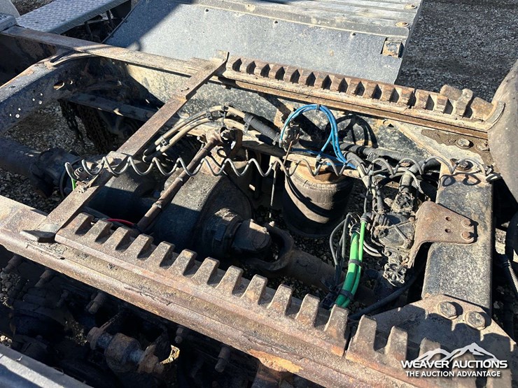 2012-freightliner-coronado-122-image-67