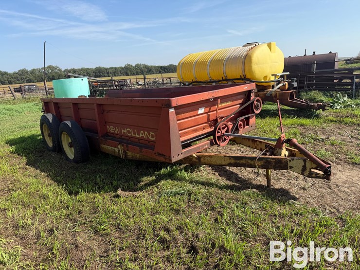 new-holland-790-image-3