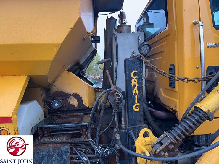 international-workstar-7600-image-14