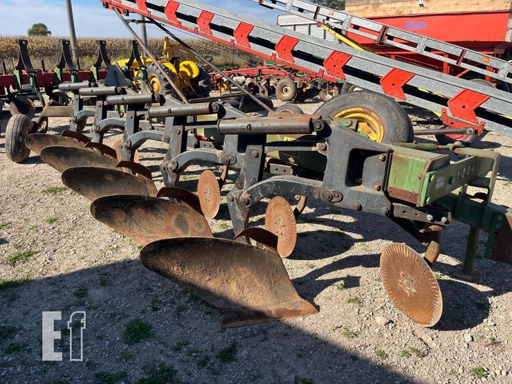 john-deere-2700-image-2
