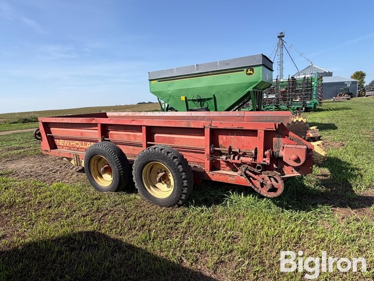 new-holland-790-image-8