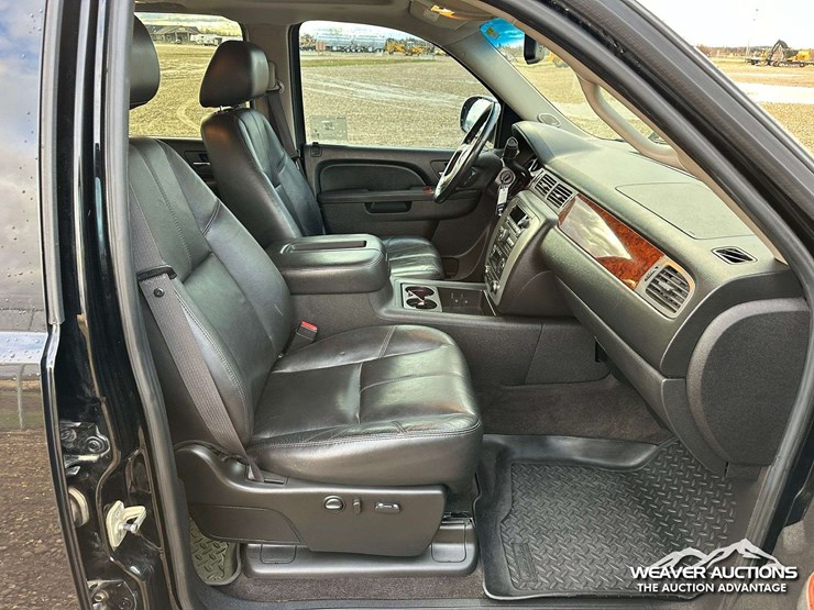 2011-gmc-1500-image-36