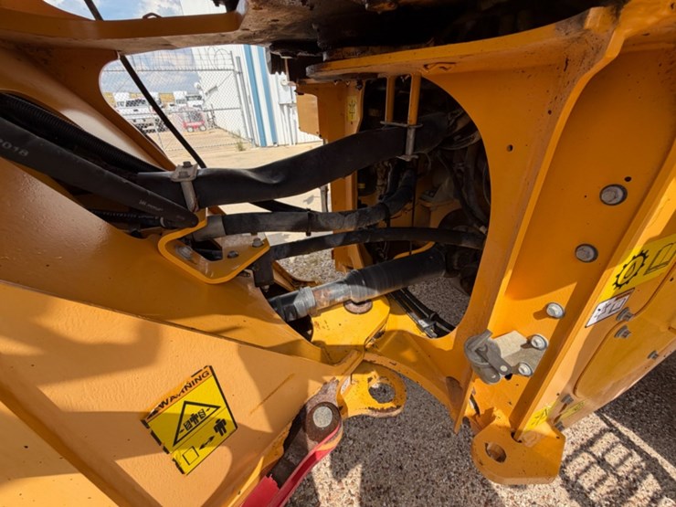 2019-volvo-l90h-image-9