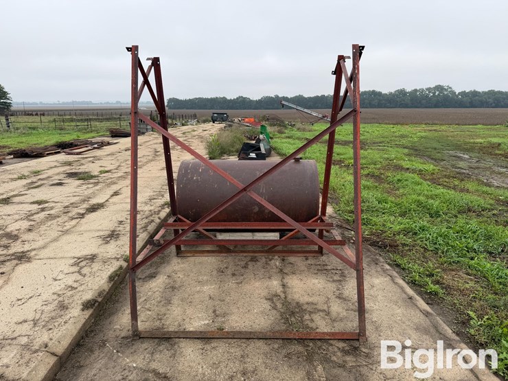 300-gal-fuel-tank-w/stand-image-4