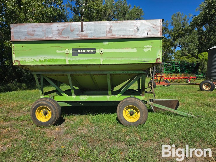 parker-gravity-wagon-w/auger-image-4