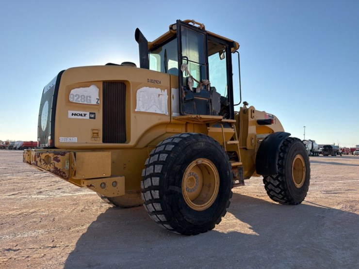 2008-caterpillar-928g-image-6